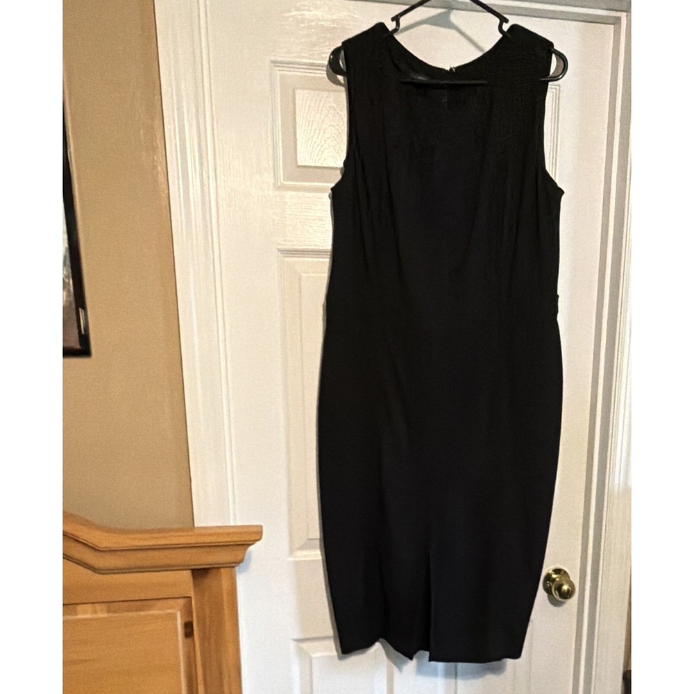 Talbots Women's Black Solid Sleeveless Knee Length Dress Size 14 Dress, Black - Picture 2 of 8